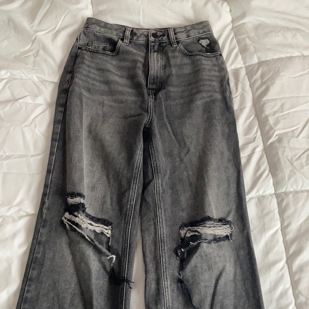 grey 90s boyfriend jeans